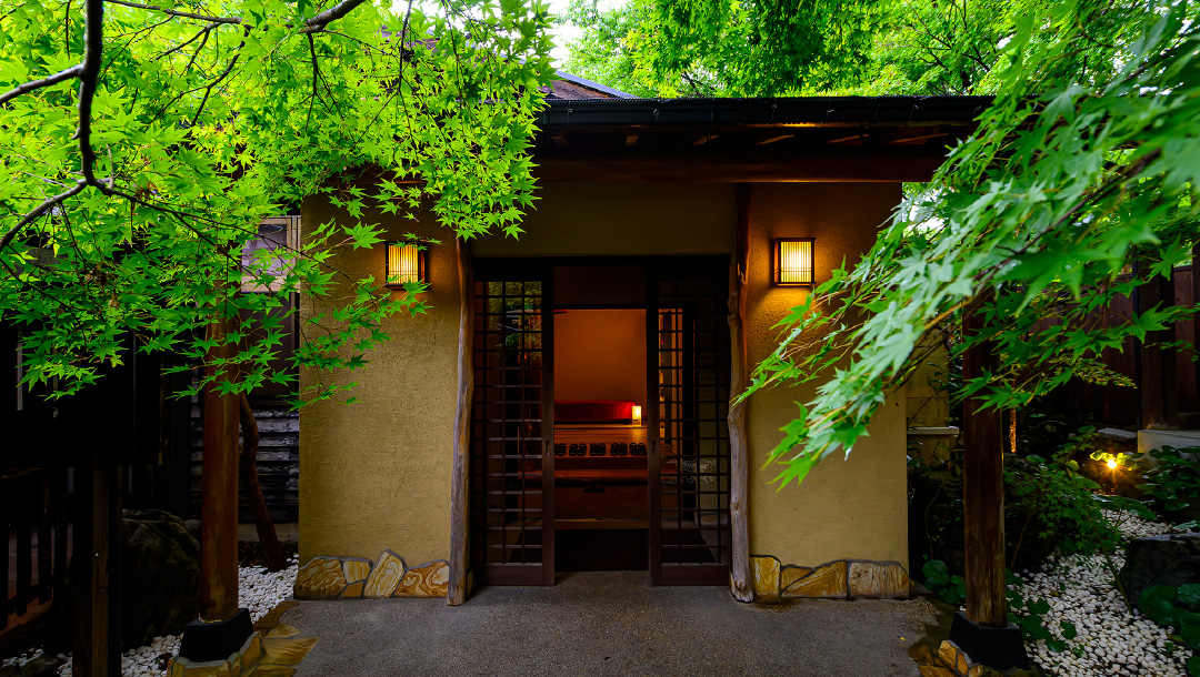 母屋・フロント