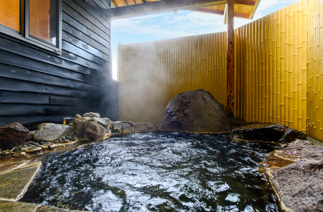 14つの異なる多彩な湯船