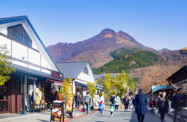 湯の坪街道